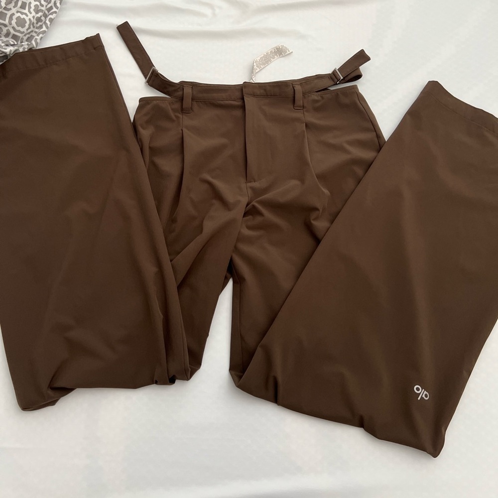 Alo pants